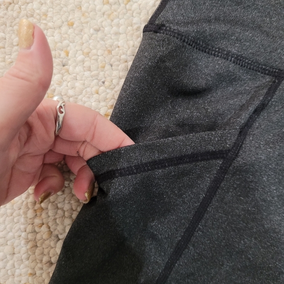 Maternity Shorts - Picture 2 of 4